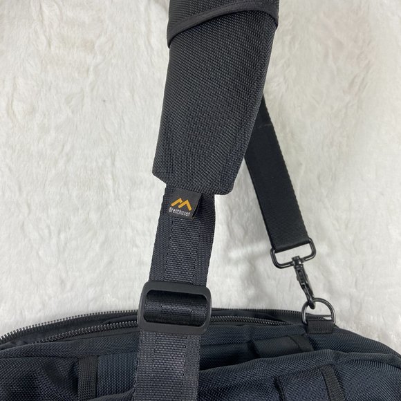 Brenthaven Carrying Briefcase Messenger Bag Laptop Computer Office Black 17" EUC - Picture 7 of 12